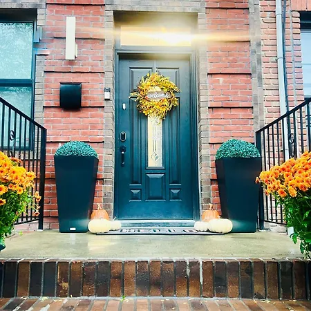 2 Bedroom Apartment, Close To Nyc & Downtown Jc!